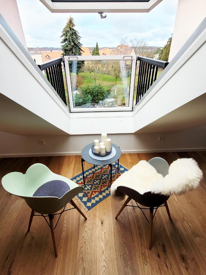 Seezeit - Gemuetliche Ferienwohnung, Tiefgarage, Cospudener Apartment *
