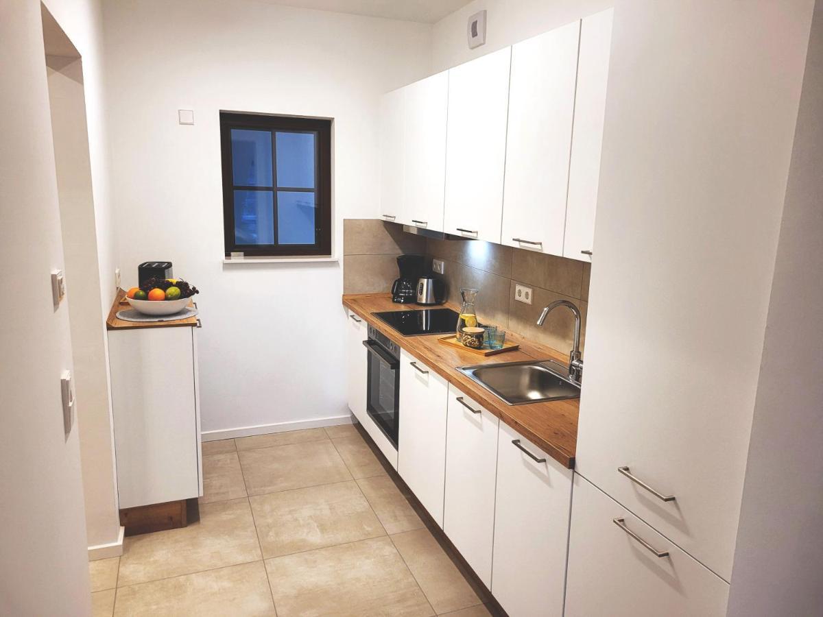 Seezeit - Gemuetliche Ferienwohnung, Tiefgarage, Cospudener Apartment
